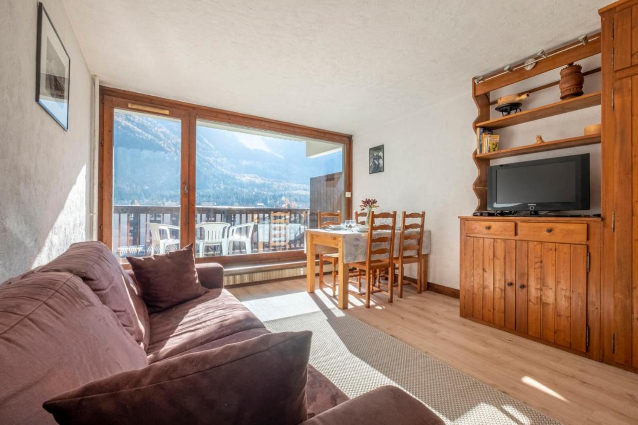 Nice Studio With Balcony In Chamonix Bagian luar foto